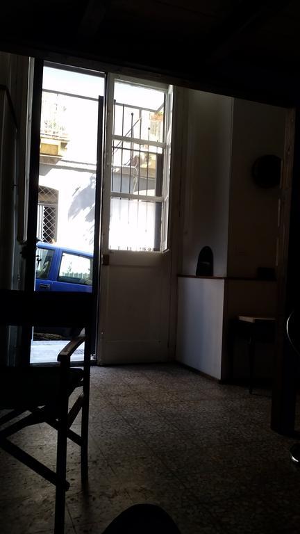 La Discesa Di San Camillo Apartment Catania Exterior photo